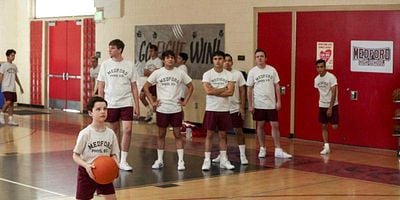 Cartel de Killer Asteroids, Oklahoma, and a Frizzy Hair Machine