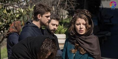 Cartel de Fazilet Hanım ve Kızları 42.Bölüm