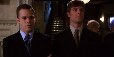 Cartel de El terror empieza en casa