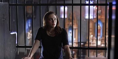 Cartel de There in the Disappearing Light