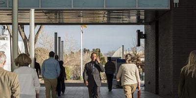 Cartel de Something Beautiful