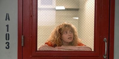 Cartel de Busca al número uno