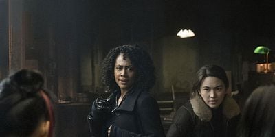 Cartel de The Dragon Dies at Dawn