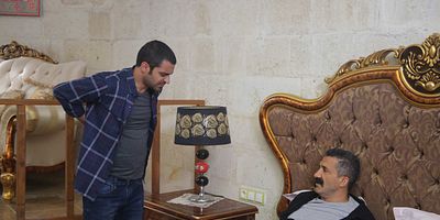 Cartel de Aşk ve Mavi 70.Bölüm