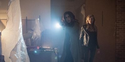 Cartel de The Longbow Hunters