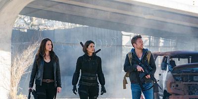 Cartel de Pretty Noose