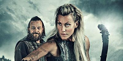 Cartel de Este contra oeste