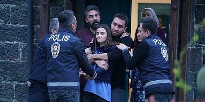 Cartel de Sen Anlat Karadeniz 30.Bölüm