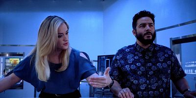 Cartel de Case : Sun, Moon, and the Truth