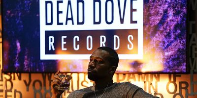 Cartel de Authority Figures