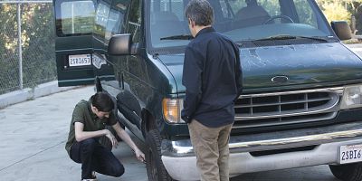 Cartel de J-A– JAVIER’S P-A– PANTS– THROUGH