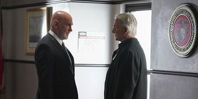 Cartel de Toil and Trouble