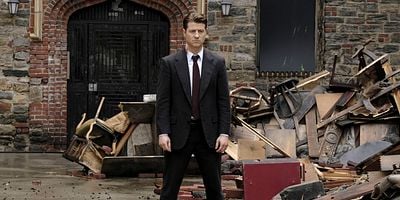 Cartel de 13 Stitches