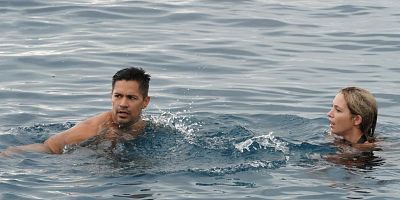 Cartel de Blood In The Water