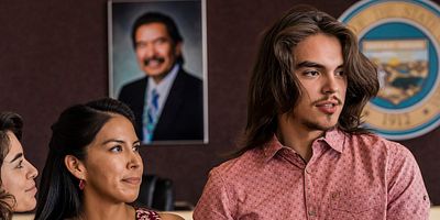 Cartel de With Grace and Gratitude