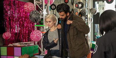 Cartel de Death Moves Pretty Fast