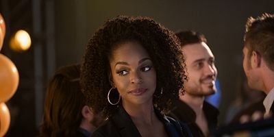 Cartel de What Ghosts