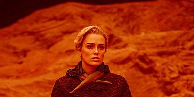 Cartel de Danger Close