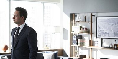 Cartel de If the Shoe Fits