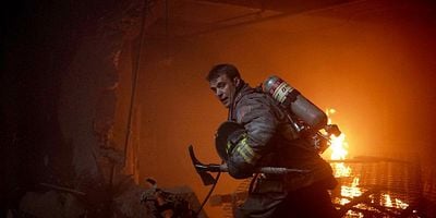 Cartel de Sacred Ground