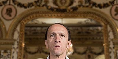 Cartel de Respetuosamente