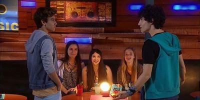 Cartel de Una decisión muy apresurada, sobre ruedas