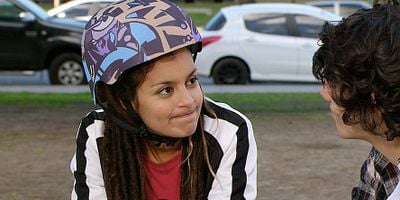 Cartel de Una Cámara Rota, Sobre Ruedas