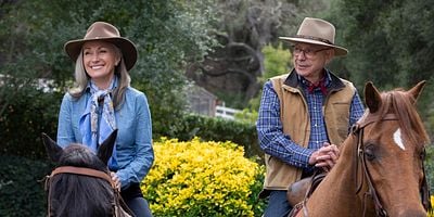 Cartel de Chapter 10. An Old Flame, an Old Wick