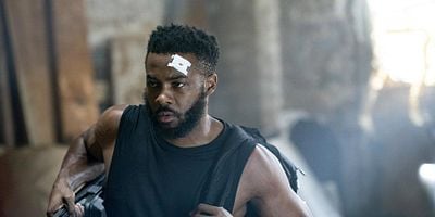 Cartel de Everything Is Fine