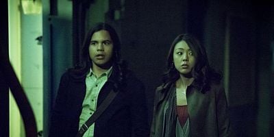 Cartel de Kiss Kiss Breach Breach