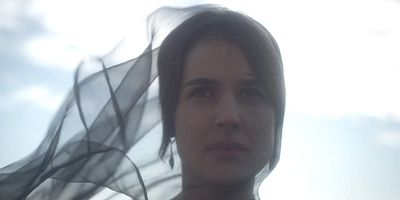 Cartel de Helena con H