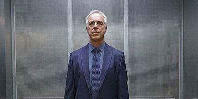 Cartel de Hold Back the Night