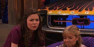 Cartel de Odio al novio de Sam