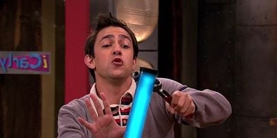 Cartel de Salgo con un chico malo (parte 1)