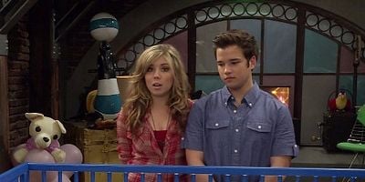 Cartel de Conociendo a One Direction