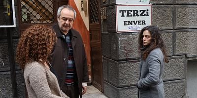 Cartel de Kadın 75.Bölüm