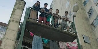 Cartel de Entre el plomo y la desilusión