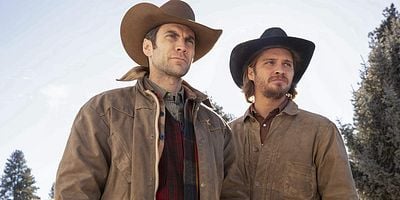 Cartel de Enemies by Monday