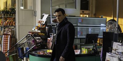 Cartel de Needs to Know