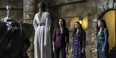 Cartel de Breaking the Cycle