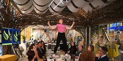 Cartel de Zoey's Extraordinary Glitch