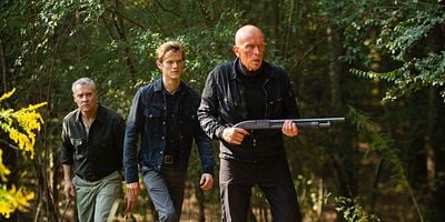 Cartel de Father + Son + Father + Matriarch