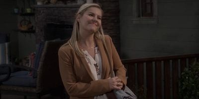 Cartel de Dying to See Her