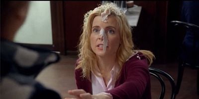 Cartel de No Friend Left Behind