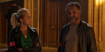 Cartel de Contre tous