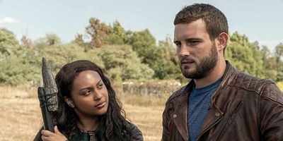 Cartel de Madman Across the Water