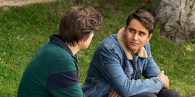 Cartel de Who the Hell is B