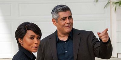 Cartel de 9-1-1, What's Your Grievance?