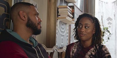 Cartel de Because, Men