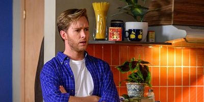 Cartel de Universos paralelos